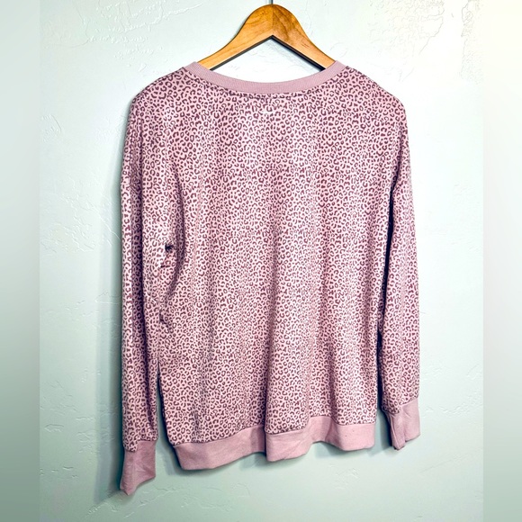 Mondetta Leopard Pullover Printed Sweatshirt Lightweight Top Lilac Pink SML NWT - Picture 6 of 16